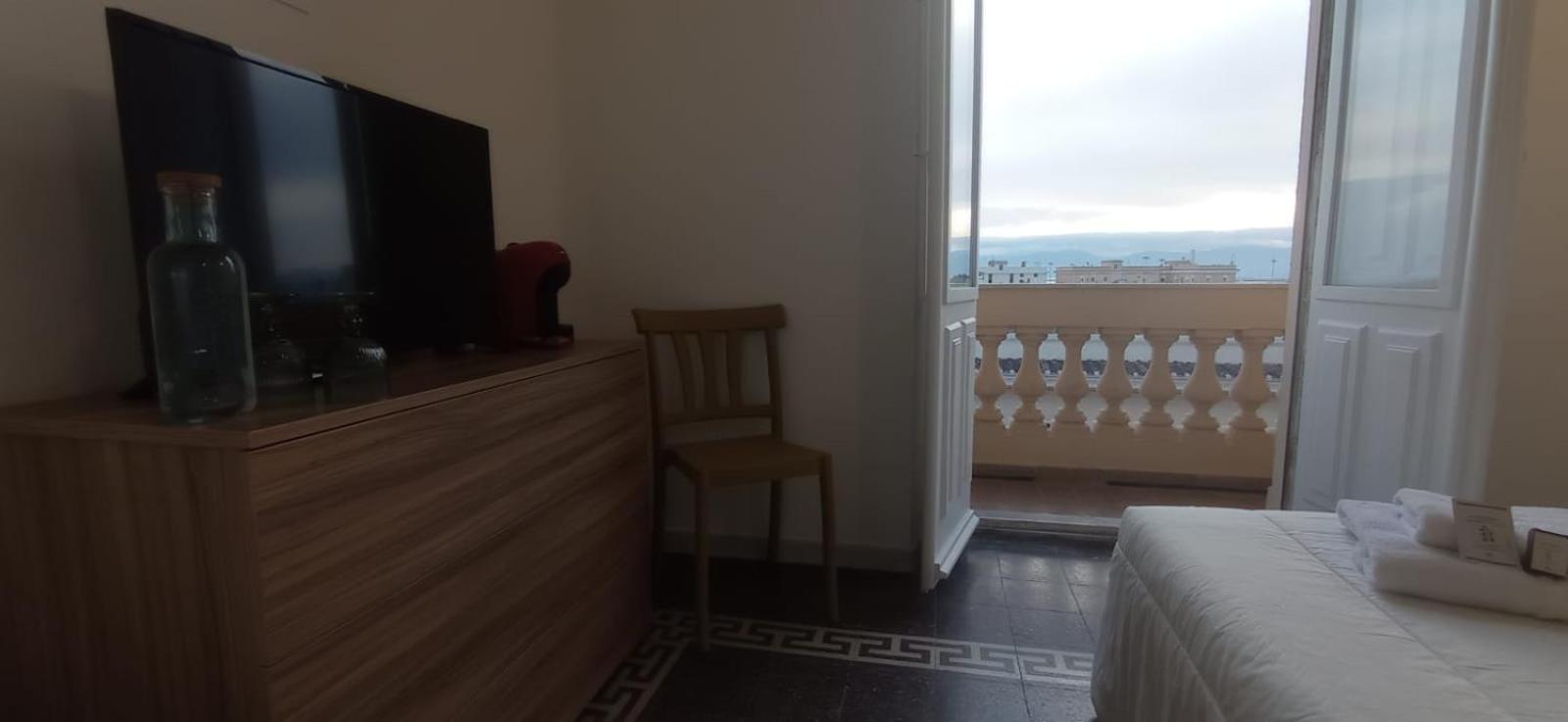 Onlyrooms V - & Train Station * Cagliari